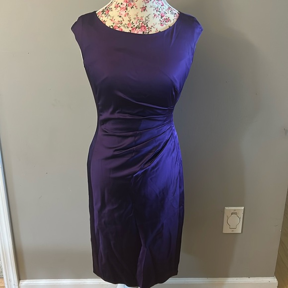 Gorgeous size 4 purple mid length dress - Picture 1 of 5